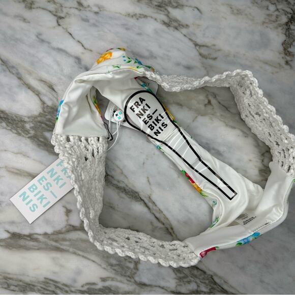 FRANKIES BIKINIS Womens Crochet Floral Brazilian Cheeky Bikini Bottoms Size XS - Picture 3 of 5